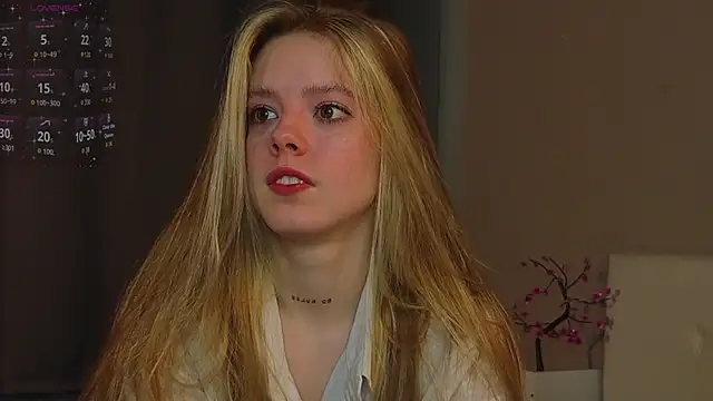 TiffinyMergist online show from 12-16-25, 08:46