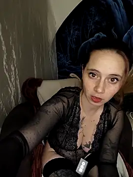 Snapshot of MickNanaa chatting on 02-18-26, 05:49 MickNanaa online show from 02-18-26, 05:49