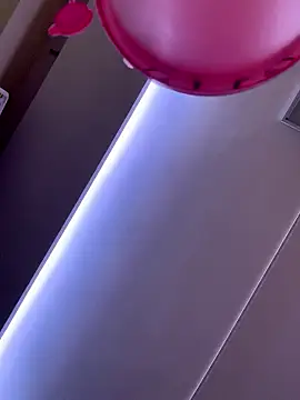 yourselenaa online show from 01-12-26, 01:18