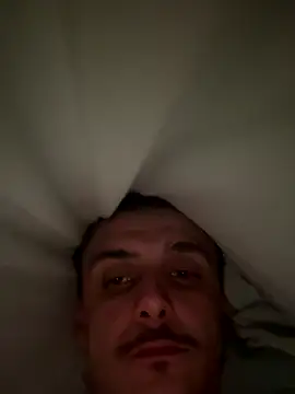 Snapshot of groschibre40100 chatting on 11-22-25, 12:10 groschibre40100 online show from 11-22-25, 12:10