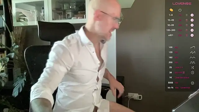 the new fit rubinho online show from 04-14-26, 05:56