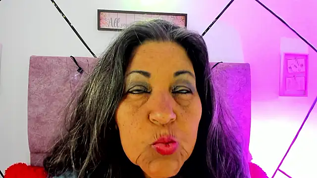 Snapshot of Victoriaa_Anderson chatting on 02-23-26, 09:26 Victoriaa Anderson online show from 02-23-26, 09:26