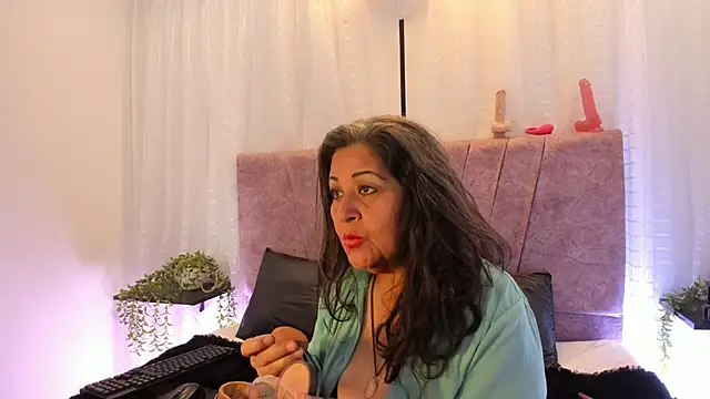 Victoriaa Anderson online show from 03-31-26, 04:31