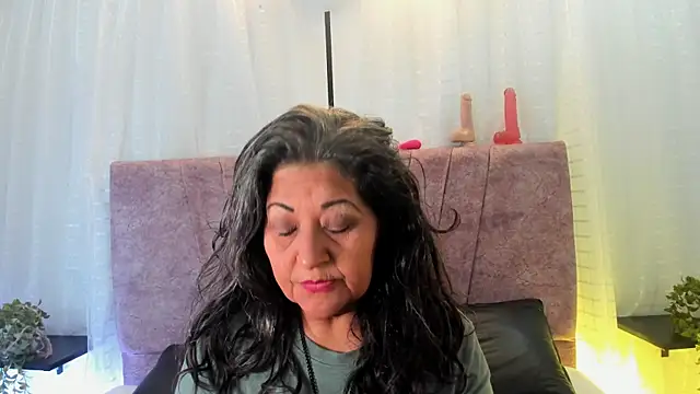 Victoriaa Anderson online show from 03-21-26, 01:59