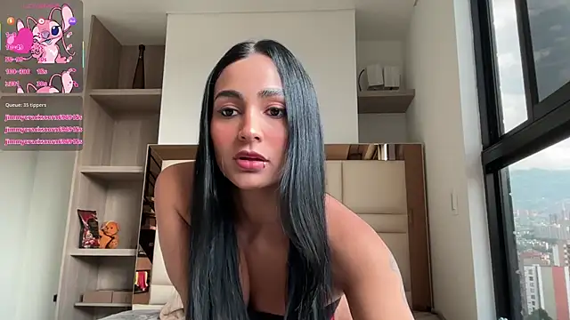Ashlyrouxx online show from 04-21-26, 09:43