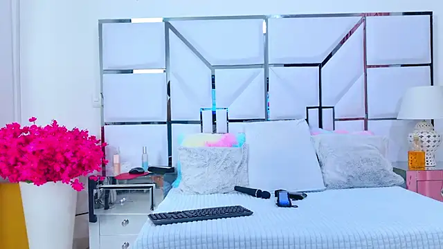 BunnySexyy18 online show from 02-17-26, 03:37