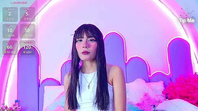 BunnySexyy18 online show from 04-22-26, 03:13