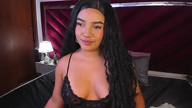 Snapshot of Mia_Beella chatting on 11-20-25, 01:56 Mia Beella online show from 11-20-25, 01:56