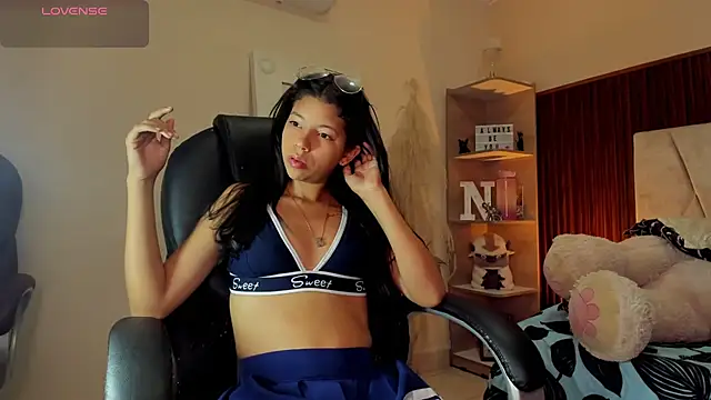 AMARA BRUNET online show from 03-06-26, 12:44