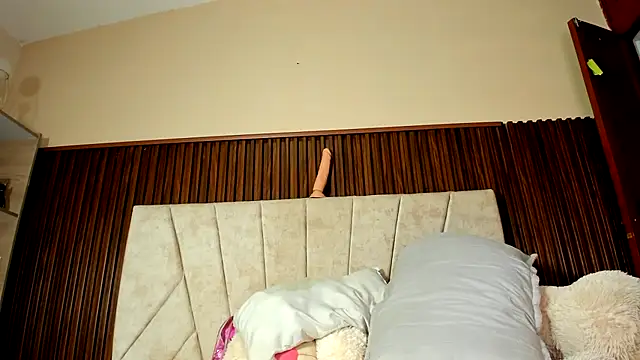 AMARA BRUNET online show from 01-05-26, 05:27