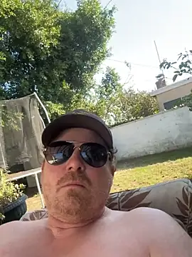 Snapshot of caflash chatting on 11-08-25, 09:51 caflash online show from 11-08-25, 09:51