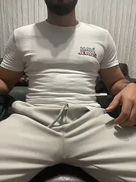 DARK0924 online show from 11-26-25, 09:48