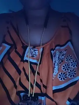 Snapshot of hotjuhi8 chatting on 05-31-26, 04:02 hotjuhi8 online show from 05-31-26, 04:02