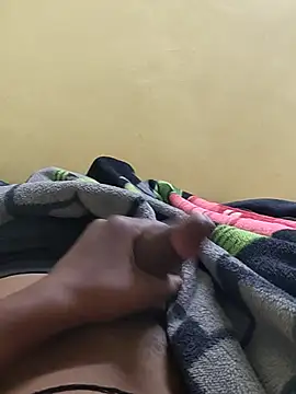 Snapshot of Im_play-boy01 chatting on 11-08-25, 09:29 Im play-boy01 online show from 11-08-25, 09:29