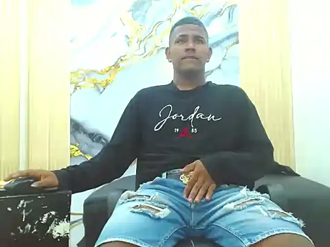 StraightBigCockk online show from 11-09-25, 02:04