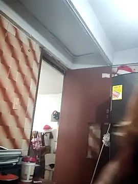 karlaanqui1 online show from 12-19-25, 09:22