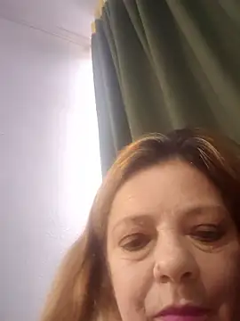 karlaanqui1 online show from 01-12-26, 01:29