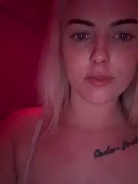 Bonnie-Blonde online show from 11-09-25, 05:39