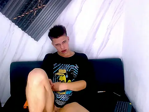 Liam York  online show from 02-13-26, 05:18