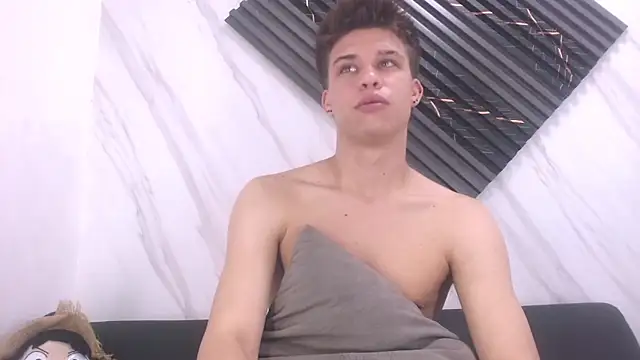 Liam York  online show from 03-04-26, 11:29