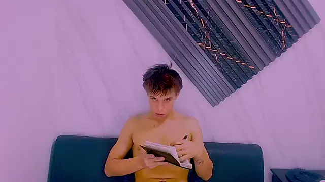 Liam York  online show from 04-15-26, 04:33