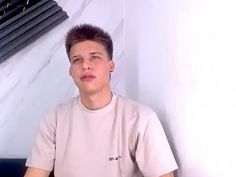 Liam York  online show from 02-18-26, 03:15