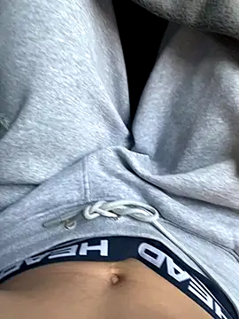 hot boy06 online show from 11-19-25, 10:37