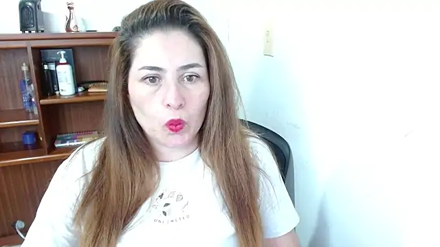 Snapshot of dayan_hanks chatting on 04-23-26, 01:45 dayan hanks online show from 04-23-26, 01:45