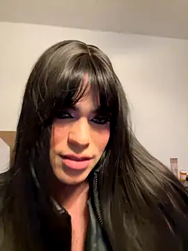 rikiisaac5 online show from 11-10-25, 01:43