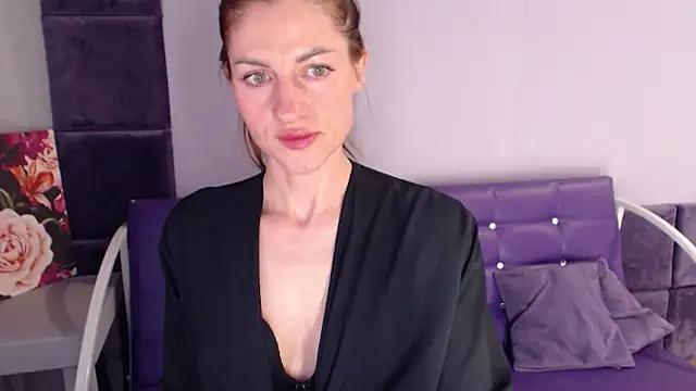 Katerina  Ray online show from 04-30-26, 07:48