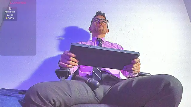 Prince1 dark online show from 11-24-25, 05:18