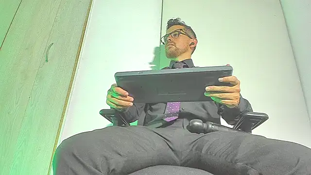 Prince1 dark online show from 11-23-25, 05:39