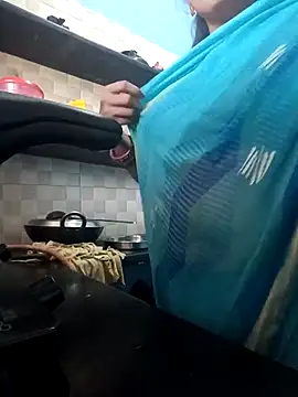 Nisha Hindi online show from 11-10-25, 05:56