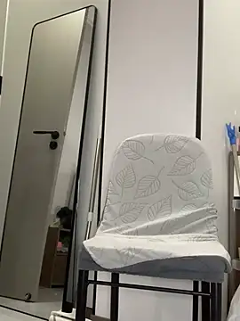 hoho-is online show from 02-05-26, 04:36