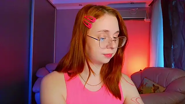 Erica Nelson online show from 04-28-26, 02:27