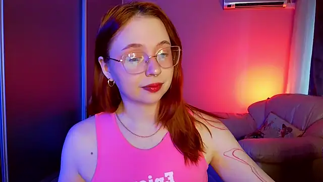 Snapshot of Erica_Nelson chatting on 04-29-26, 01:32 Erica Nelson online show from 04-29-26, 01:32