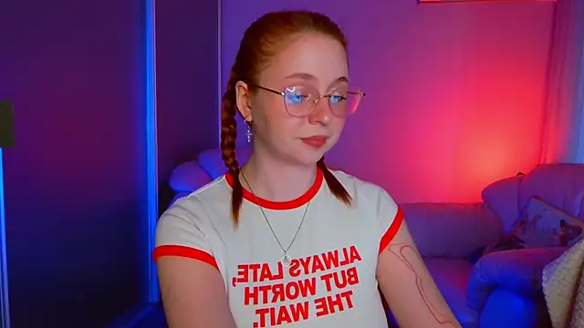 Erica Nelson online show from 04-19-26, 01:17