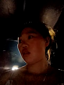 Snapshot of blonde_blg chatting on 03-25-26, 12:22 blonde blg online show from 03-25-26, 12:22