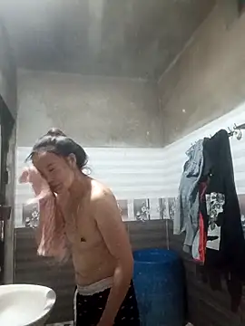 Snapshot of blonde_blg chatting on 02-23-26, 12:50 blonde blg online show from 02-23-26, 12:50