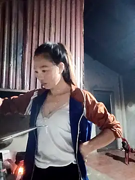 Snapshot of blonde_blg chatting on 03-04-26, 11:18 blonde blg online show from 03-04-26, 11:18