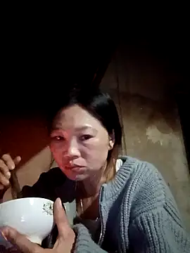 Snapshot of blonde_blg chatting on 02-22-26, 11:45 blonde blg online show from 02-22-26, 11:45