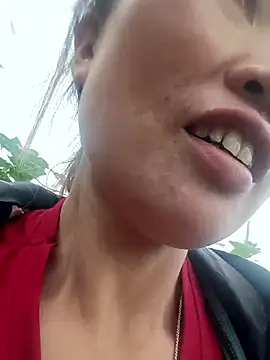 Snapshot of blonde_blg chatting on 03-11-26, 05:34 blonde blg online show from 03-11-26, 05:34