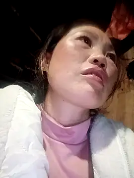 Snapshot of blonde_blg chatting on 02-27-26, 02:17 blonde blg online show from 02-27-26, 02:17