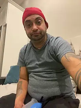 juicythickclit69 online show from 11-26-25, 04:23