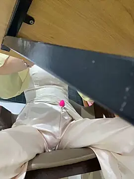 Snapshot of Minssa6969 chatting on 02-07-26, 05:59 Minssa6969 online show from 02-07-26, 05:59