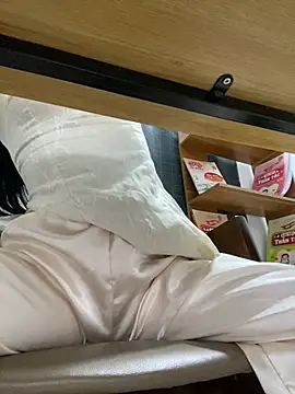 Snapshot of Minssa6969 chatting on 03-13-26, 07:24 Minssa6969 online show from 03-13-26, 07:24