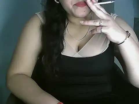 shreya saxena 01 online show from 02-25-26, 06:46