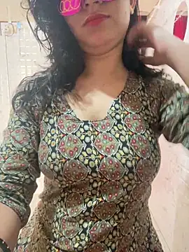 Red Queen 11 online show from 11-26-25, 08:47