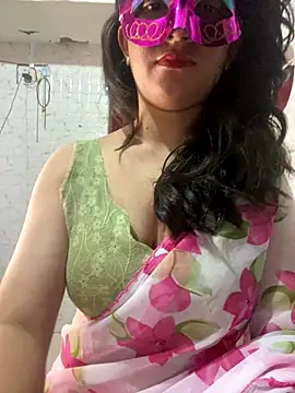 Red Queen 11 online show from 11-29-25, 06:30