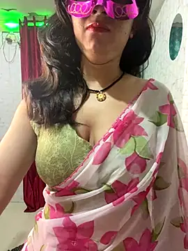 Red Queen 11 online show from 12-15-25, 07:31